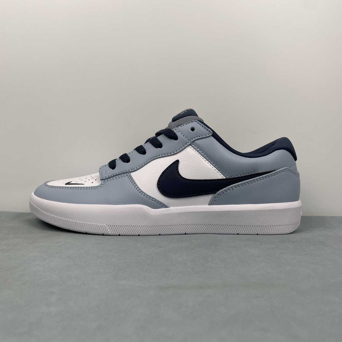 Nike SB Force 58 – Gray / White / Black