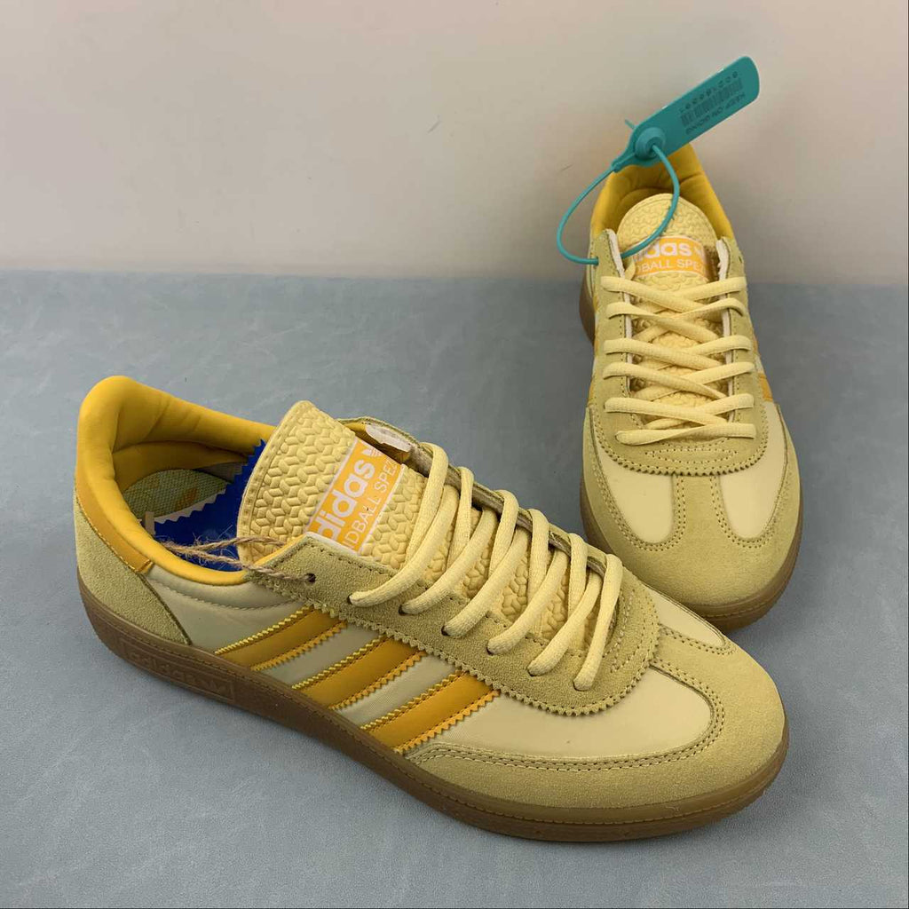 Adidas Handball Spezial Sneakers - Pale Yellow / Gold / Gum  GY7407
