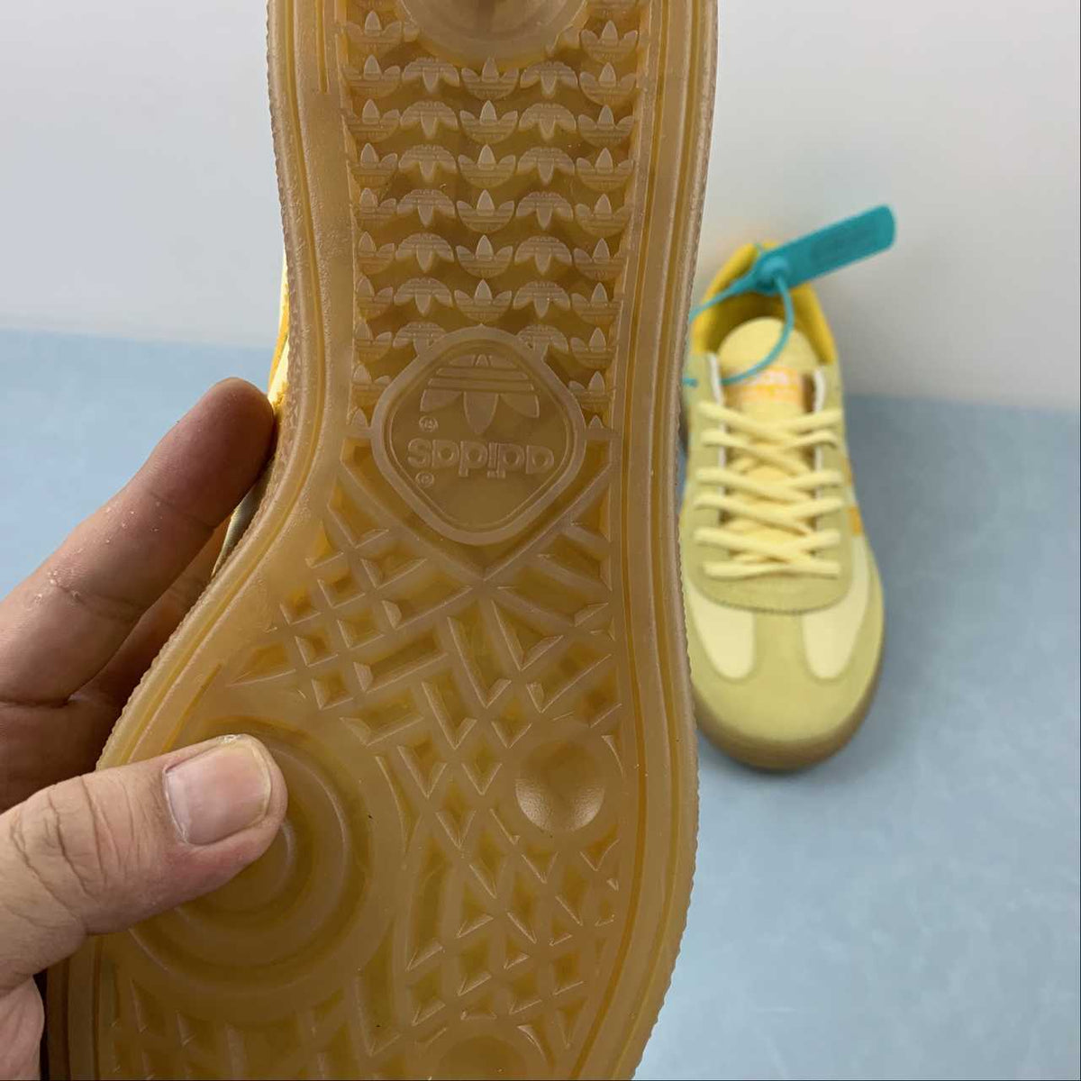 Adidas Handball Spezial Sneakers - Pale Yellow / Gold / Gum  GY7407