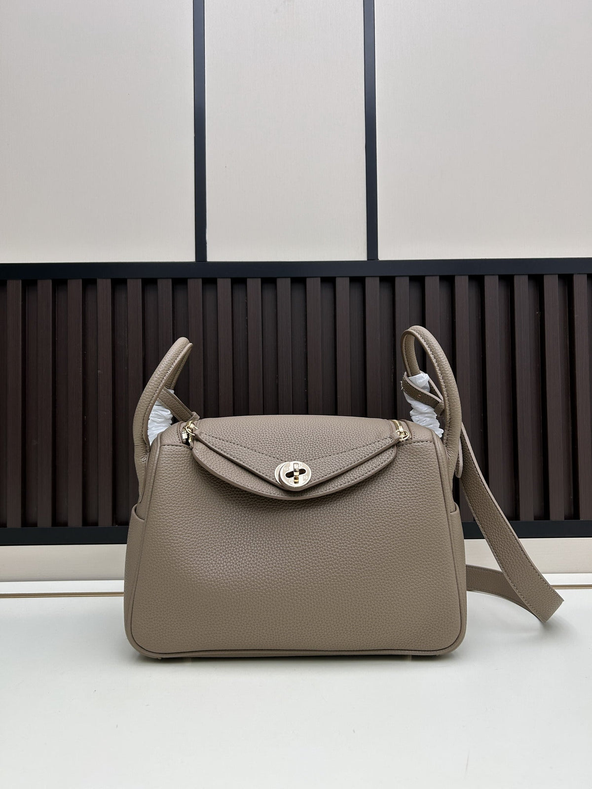 Hermès Lindy 26 Étoupe Togo Leather Bag with Palladium Hardware