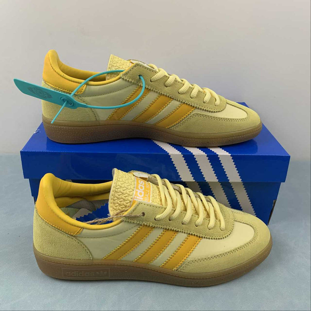 Adidas Handball Spezial Sneakers - Pale Yellow / Gold / Gum  GY7407