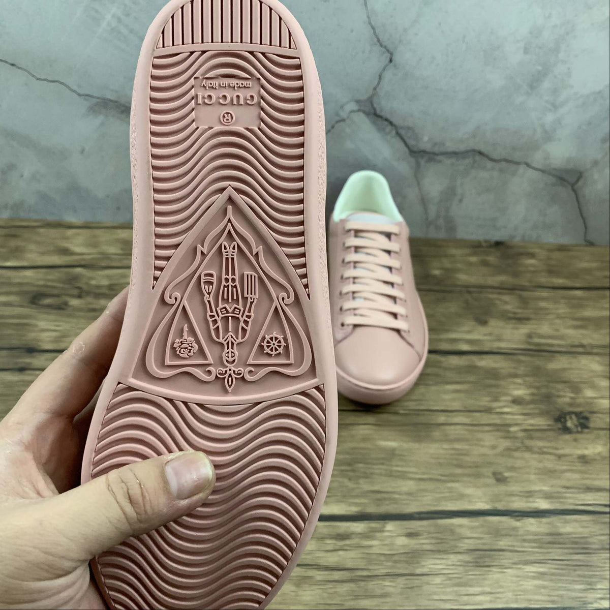 Gucci Pink & Purple Low-Top Sneakers