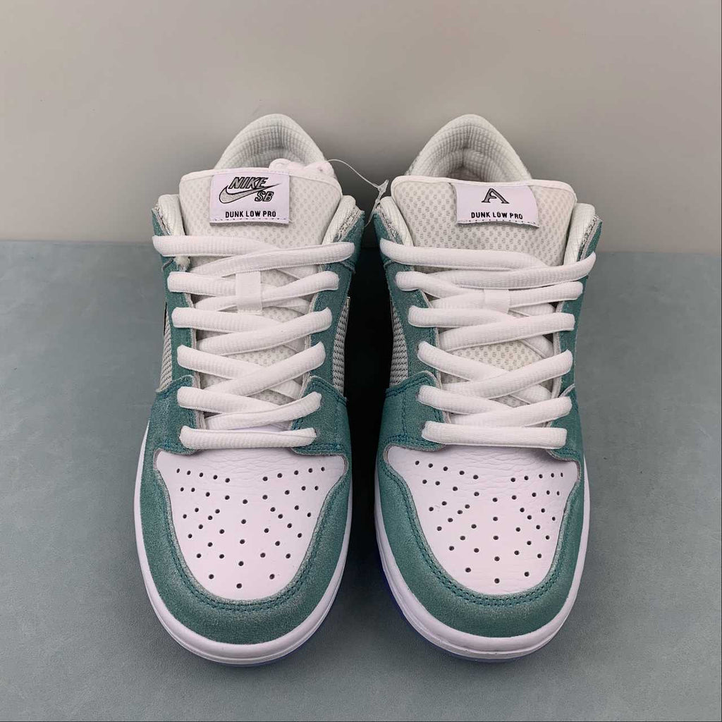 Nike SB Dunk Low Pro April – Teal, White & Metallic Silver  FD2562-400