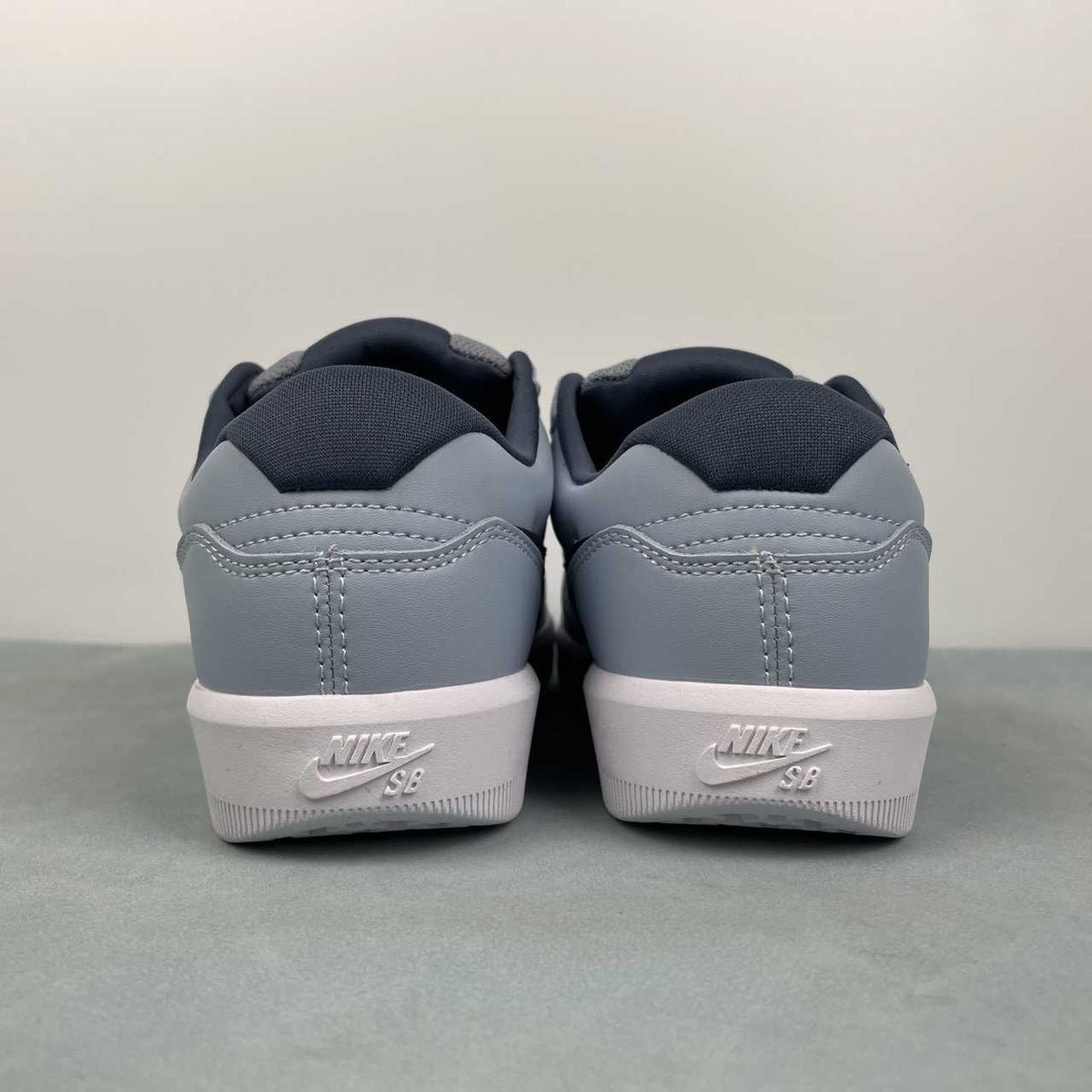 Nike SB Force 58 – Gray / White / Black